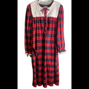 Vintage Mamary sleep gown-holiday-  size small to medium